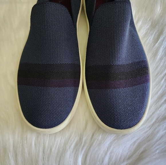 *NWOB* Rothy's The Sneaker in Midnight Stripe - Picture 3 of 8